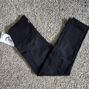 Zyia Active Black Leggings Hi Rise Capri NWT